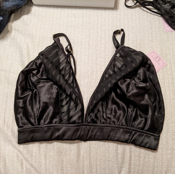 Empress Mimi "oh kiki" bralette - Picture 3 of 9